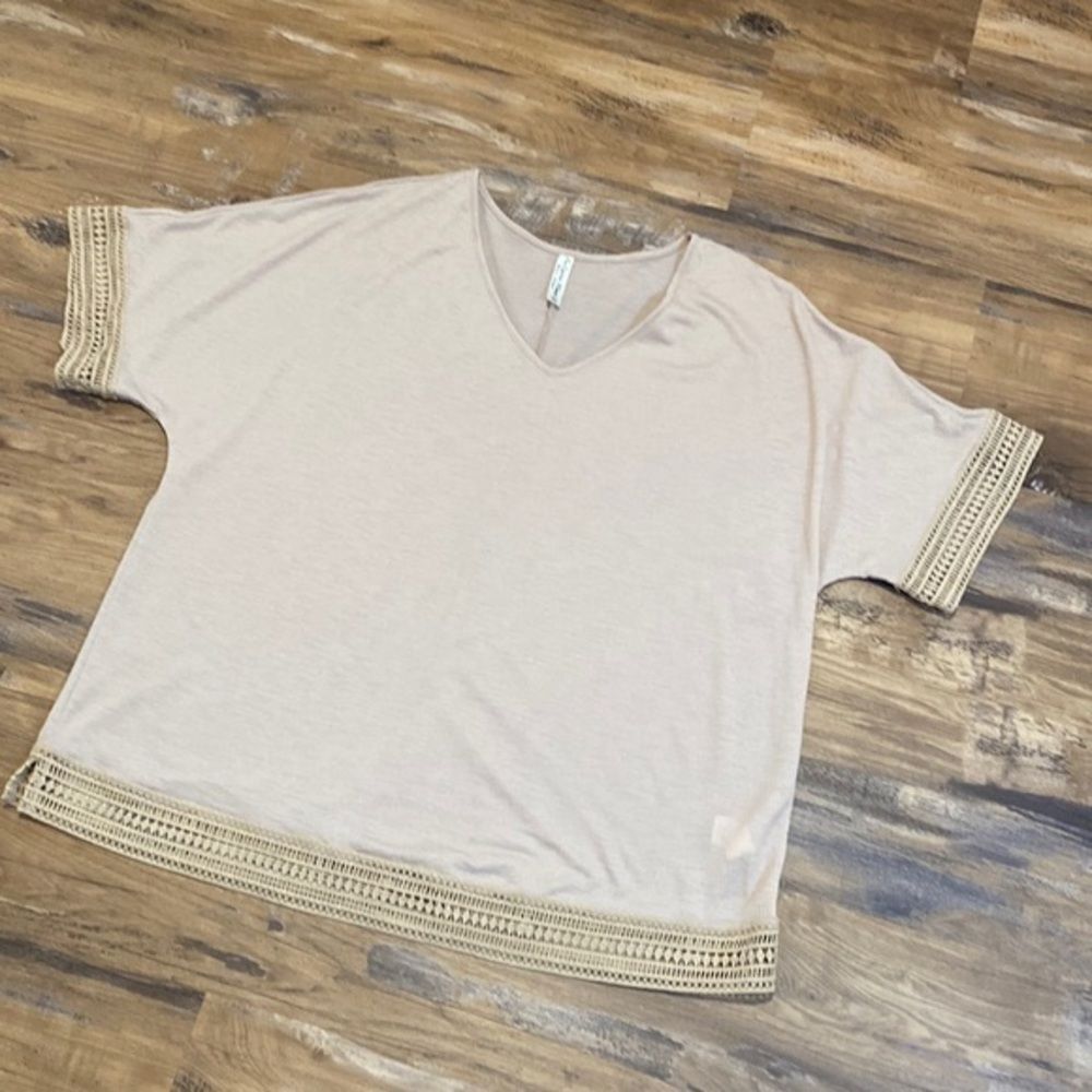 PerSeption Plus Size V Neck Short Sleeve Crochet Trim  Top